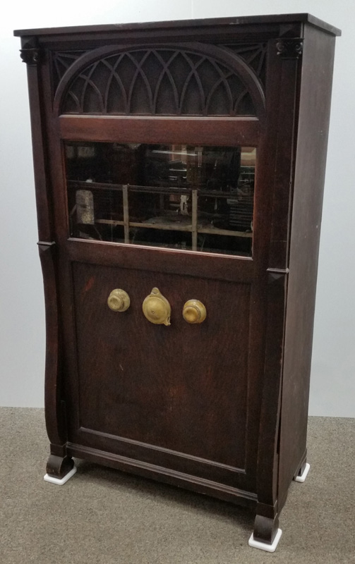 Gabel Co. Gabel Automatic Entertainer Jukebox Phonograph